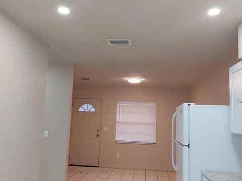 2 Beds 1 Bath - Apartment photo'