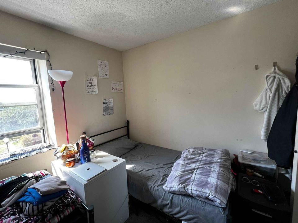 2 Beds 1 Bath - Apartment photo'