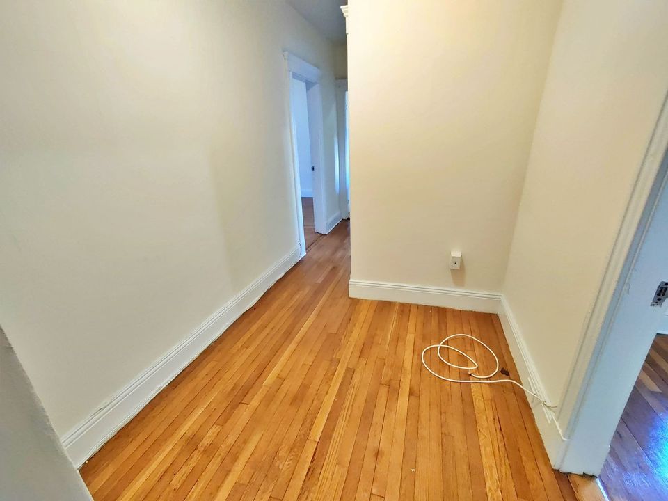 2 Beds 1 Bath Apartment photo'