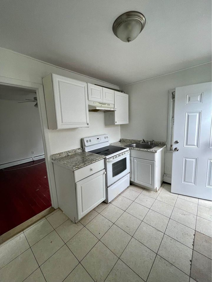 2 Beds 1 Bath - Apartment