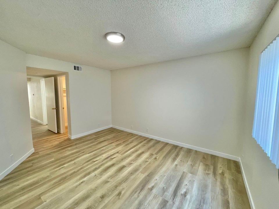 2 Beds 1 Bath - Apartment photo'