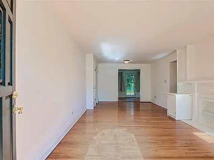 2 Beds 1 Bath - House photo'