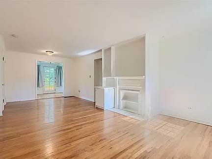 2 Beds 1 Bath - House photo'