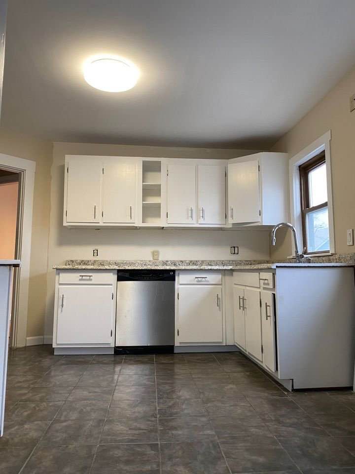 3 Beds 1 Bath - Apartment photo'