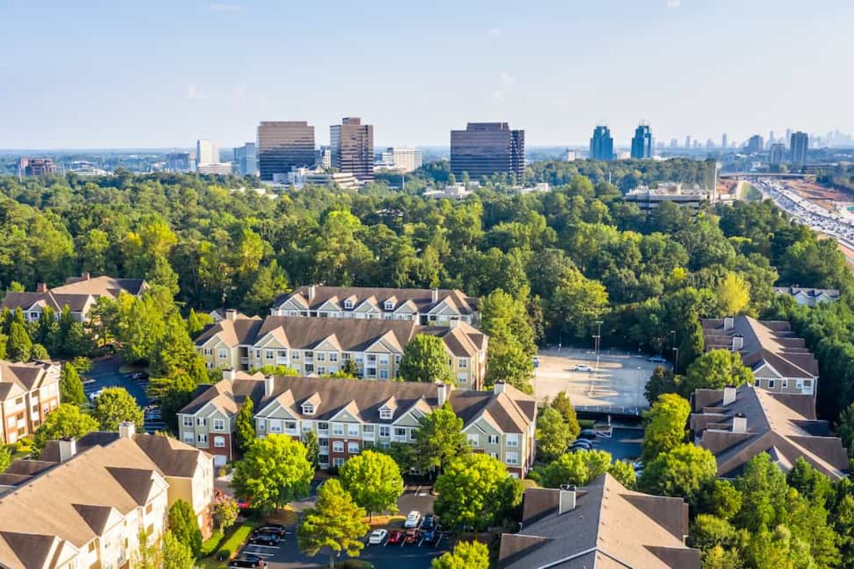 Top 8 Best Atlanta Suburbs For Families 2023