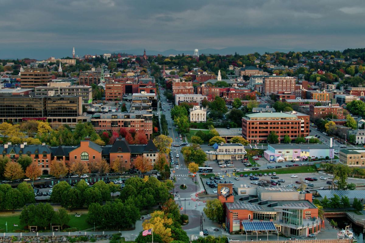 Top 8 Largest Cities In Vermont 2023