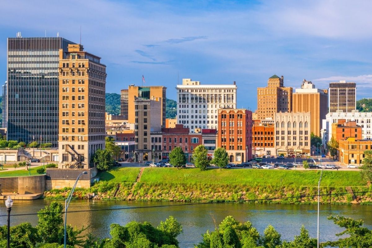Top 8 Largest Cities In West Virginia 2023